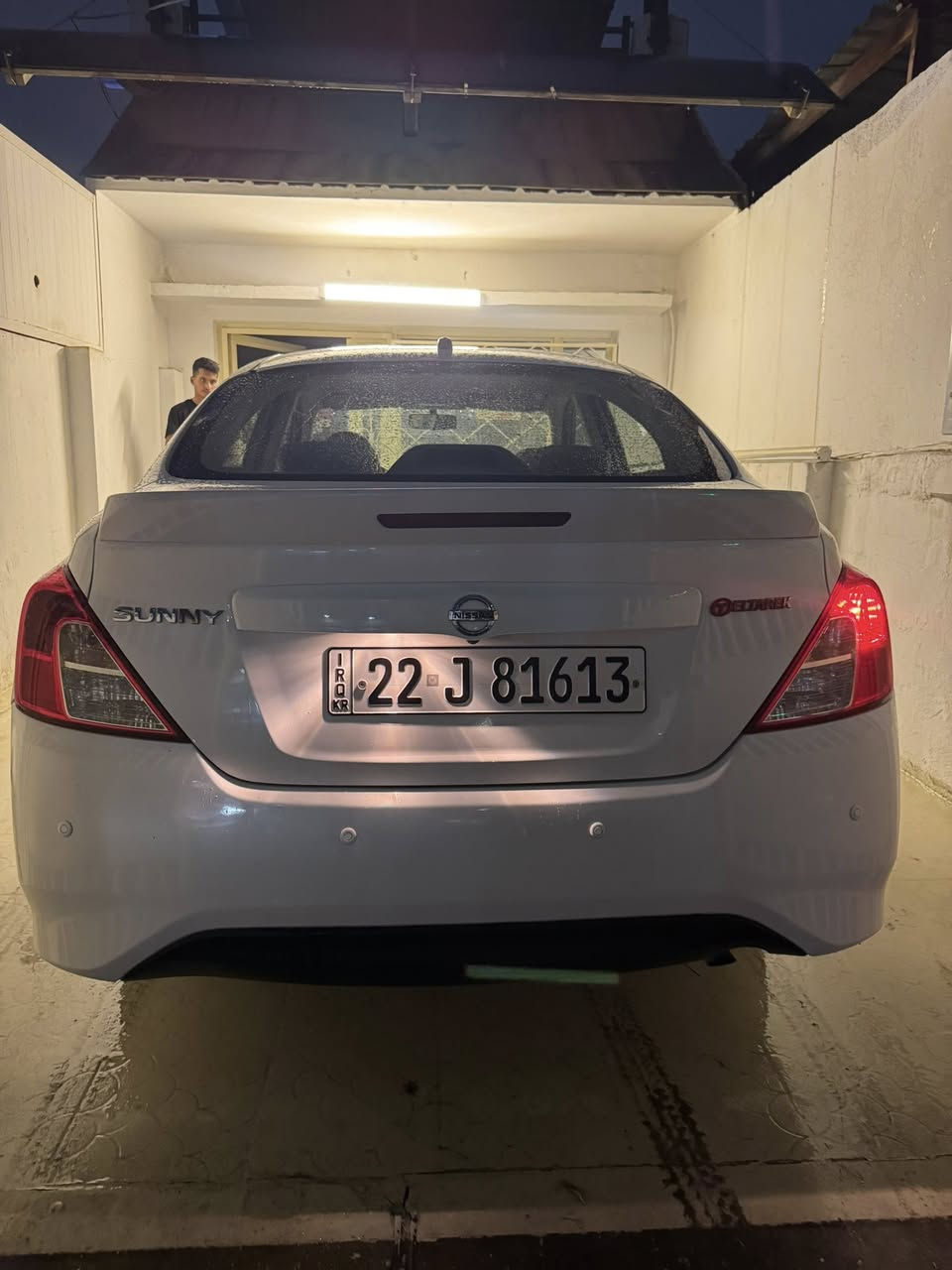 السلام عليكم 
نيسان سني موديل 2024 مصري 
فول مواصفات 
بيها فقط جاملغ خلفي 
السعر 108$
مكان السياره بغداد زيونه 
للاستفسار ***********
