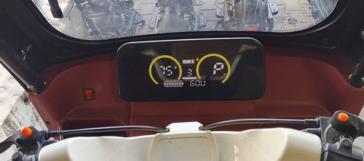 تكتك شحن جديده استعمال جداً قليل
السعر مليون و200 ومجال بيها للشراي
***********
