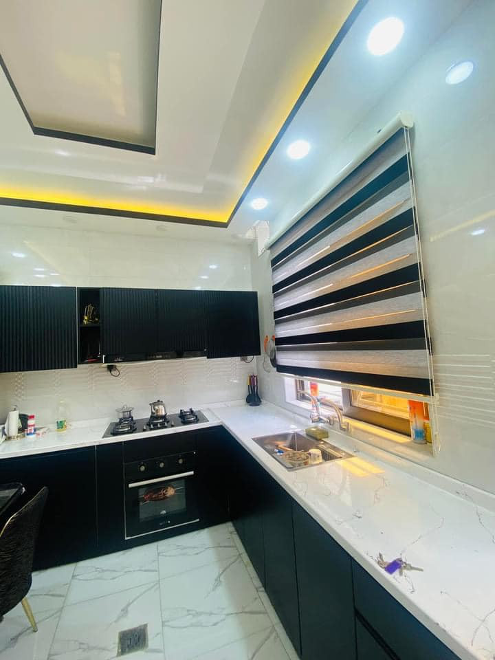 🛑عقار للبيع من :
🛑عروض مكتب ((العلاف)) لتجارة العقارات 
🛑دار للبيع مساحة 134متر الواجة 11.5 متر واقع حال 143 متر 🏠
🛑طابقين بناء فول 🔥
1️⃣الطابق الأول غرفتين نوم + هول + استقبال + مطبخ + صحيات 🚾
2️⃣الطابق الثاني ثلاثة غرفة نوم + هول + كبير + بيتونة + صحيات 🚾
📄سند سكني ملك صرف / شرط القرآر التمليك والتحويل 
❌لانتعامل برفع سعر العقار عن سعرة الأصلي نجمع البايع بالمشتري مباشرتا _لانوقف البيعة بخلاف عن الدالية 
🛑موقع مميز جدا 🔥
🌍الموقع / حي المثنى شارع التل 🔥
للأستفسار
⏮️مراجعة مكتب العلاف لتجارة العقارات ⭐️
 ☎️ أسيا ***********
أو
☎️ كورك ***********
⏪️مع العلاف للعقار استثمارك في آمان ⭐️
🌐عنوان المكتب / الموصل _ حي الزراعي قرب جسر السويس 🔥
📌نستقبل عقاراتكم وطلباتكم العقارية .
