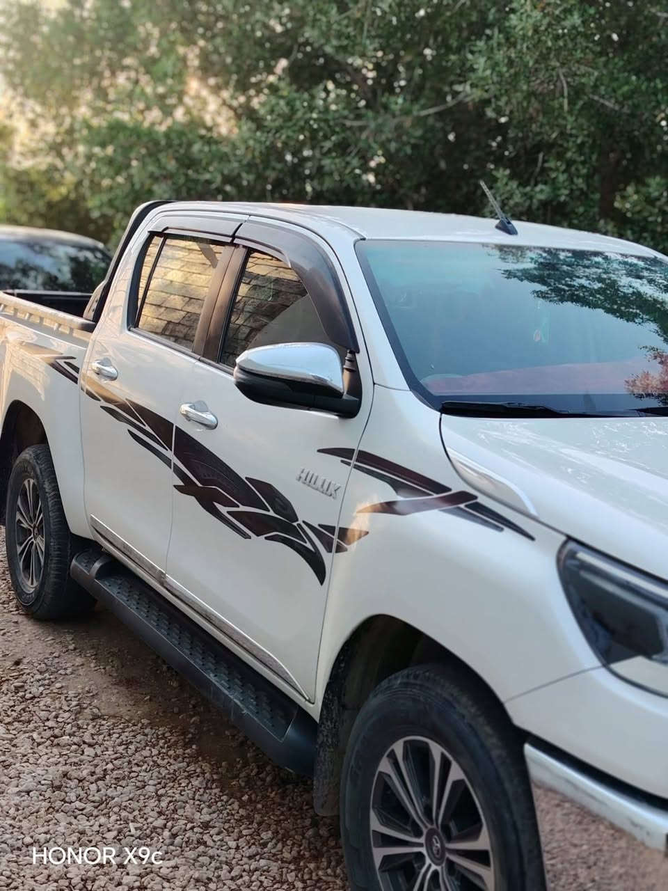 للبيع Toyota Hilux موديل 2022 سعودي، كير عادي، بحالة ممتازة جداً، محرك قوي واقتصادي، تبريد ممتاز، دبل ثقيل، سنتر ولوكات، إيربكات، شاشة وكامرة، داخلية نظيفة جداً، السيارة استخدام شخصي وما تحتاج أي مصروف.
للبيع Toyota Hilux موديل 2022 رقم اربيل  سعودي، كير عادي، بحالة ممتازة جداً ماشية 100 الف كيلو ،  سنويه باسمي  اصدارجديده محرك قوي واقتصادي، تبريد ممتاز قطعتين، دبل ثقيل ، سنتر ولوكات، إيربكات، شاشة وكامرة، داخلية نظيفة جداً، السيارة استخدام شخصي وما تحتاج أي مصروف.
📍 موقع السيارة: Najaf
📄 البيع باسمي ونقل الملكية ثاني يوم مباشرة.
💰 السعر: يُذكر عند الاتصال.
📞 للاستفسار: ***********
