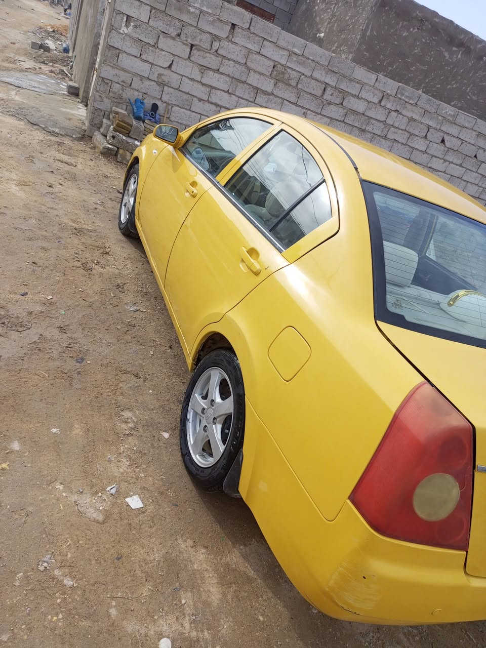 السلام عليكم  شيري اي فايف مديل  13 كير اوتمتيك سياره مكفوله    كله شغال  العنوان    رقم الهاتف  *********** ترهم مراوس حسب القناعه السعر  27
