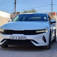 هايبرد • ٢٠٢٣ • وارد كوري