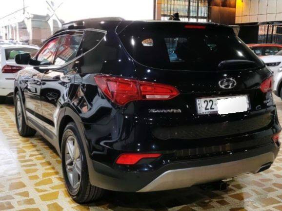 SANTAFE Sport AWD 2018
 رقم اربيل سنوياً جديدة بسمي تحويل حاضر اي وقت 
كليــــن تايتــــــــل
( مكفولـــة كفالــة عامـــة ) شرط الفحص والسونر موجود 🧾
رقم الشاصي     5XYZUDLB5JG540245
 السيارة ليبل واحد 📦
ملاحظة:  السيارة بدون صبغ ولا ضرر ولا تبديل ولا تعديل حتئ الدعاميات. والبلاستك كفالة بلادي
ماشية 88 ميل
140 كيلو
محرك 2400 ما مفتوح برغي بي شرط 📦
حدادية صدر وضع بلادي
حجر كزوز بلادي 
تبريد ثلج 
مواصفات السبورت👇
بانوراما
سويج عدد 2
كشنات جلد وكهرب ومساج
رادار جانبي 
جميع الكشنات هيترات الامامية والخلفية
ستيرن هيتر
هيترات واشاره جانبية بالمراة
داخل صاجات
فول تحكمات ستيرن
بردات جانبية اصلية
وبردة صندوق اصلية
تبريد قطعتين
فور ويل AWD
مانع انزلاق
مانع انحدار
3وضعيات قيادة
محرك وكير شرط بلادي ما مفتوح
كل البرغي وفيشها وضع شركة
وبدون چك انجن يعني بدون اي اعطال تذكر
تجي وتشوف بعينك 
السعر 177 وبيها مجال بسيط
☎📞 ***********
         ***********
