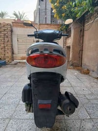 دراجة نارية نوع بريز للبيع  السرعة 140 نوزل المكان الكريعات للأستفسار ...