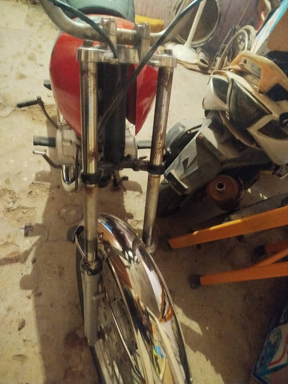 سلام عليكم من رخصه الادمن دراجه ايراني شلامجه شرط المحرك نضيف نهضه ومعدل شاصي كفاله جديد مكفول من طكت الجكوج ما مفتوحه غراضها جداد عوزها بس دبلات وره السعر 550وبيها مجال واتساب ما متواجد فيس ***********
