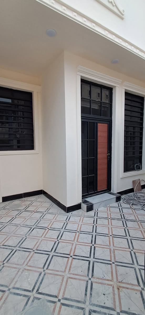 🔸بسم الله الرحمن الرحيم 
🔸 مشتملات عدد 2 للبيع في الشهداء حي الامين
🔸قريبات من شارع 40 النسورة 
🔸طابق واحد كل مشتمل بناء طابوك غير مسكونات جديد 2026 فول 
🔸 مساحة كل مشتمل 125 متر سعر الواحد 85 قابل للتفاوض
🔸الاسعار تحدد من قبل البائع وليس المكتب 
🔸مكتب ابو احمد للعقار 
🔸فلوجة -حي الامين -شارع ابو النسورة
🔸بأدراة :
🔸رأفت المحمدي  ابو احمد
🔸للاستفسار اكثر الاتصال واتس
🔸***********
🔸***********
