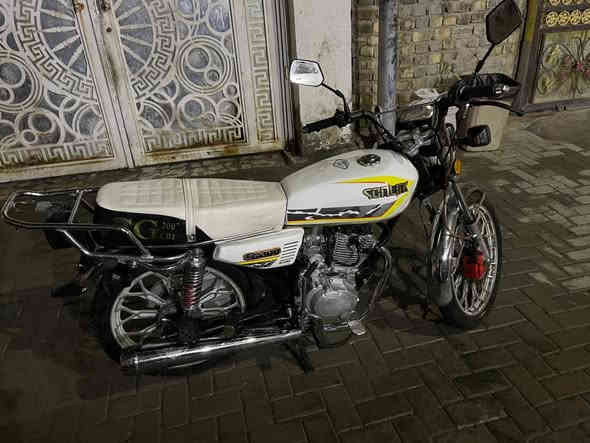 سلام عليكم دراجة سونك موديل 24 زيرو كفالة عامة بصمة عل بوعد أوراق كاملة السعر 900 وبيها مجال بسط بغداد العبيدي ***********
