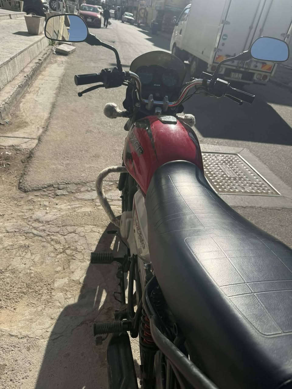 سلام عليكم دراجه بوكسر موديل ٢٣ مرقم سنويه ولوحه بغداد تحويل بنفس اليوم دراجه مكفوله كفاله عامه مكاني بغداد الجديده الغدير الشراي يتصل ***********
