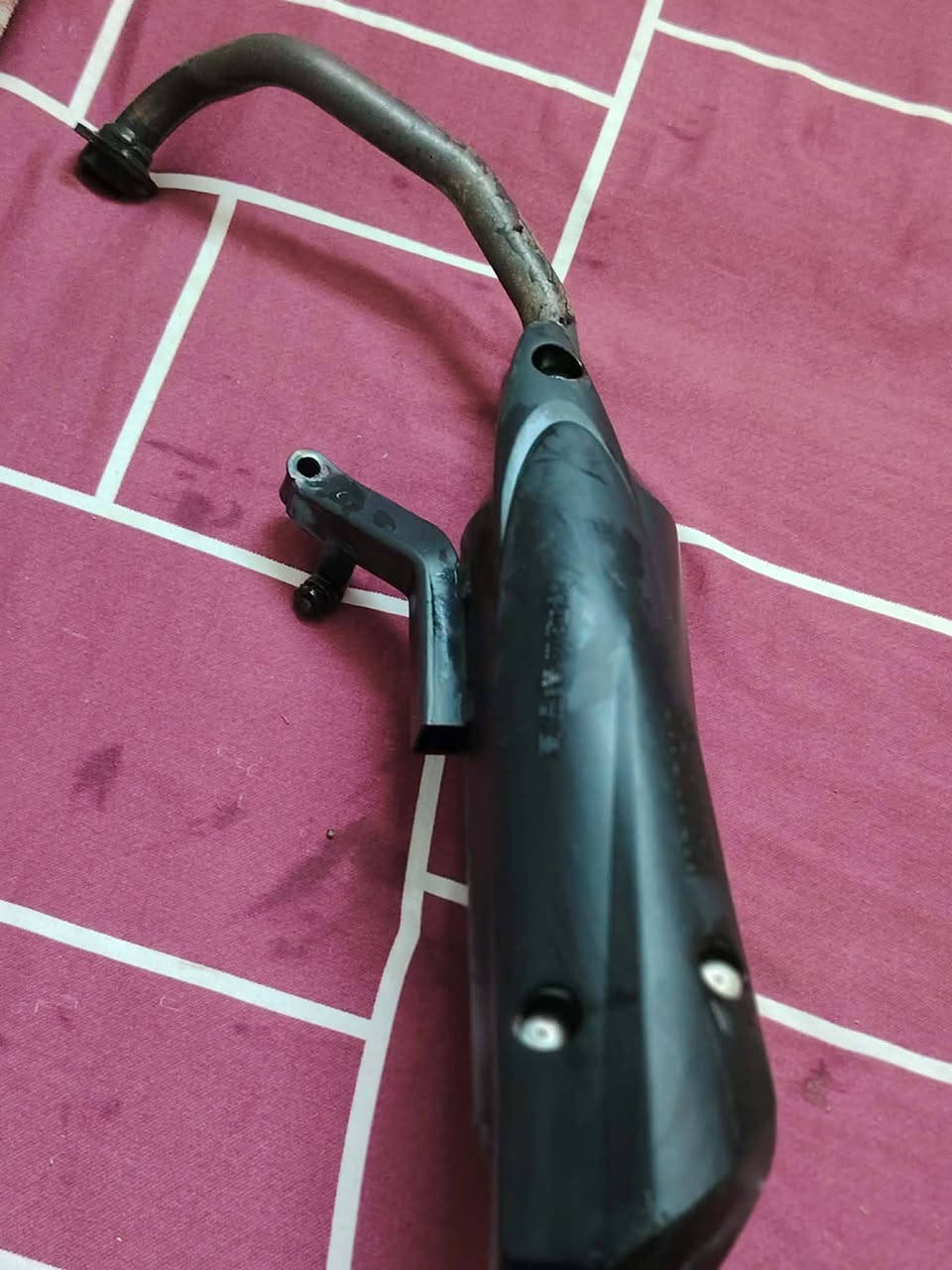 السلام عليكم للبيع جدد مستعملات قليل مكان حي الحكيم الشراي رقمي ***********
