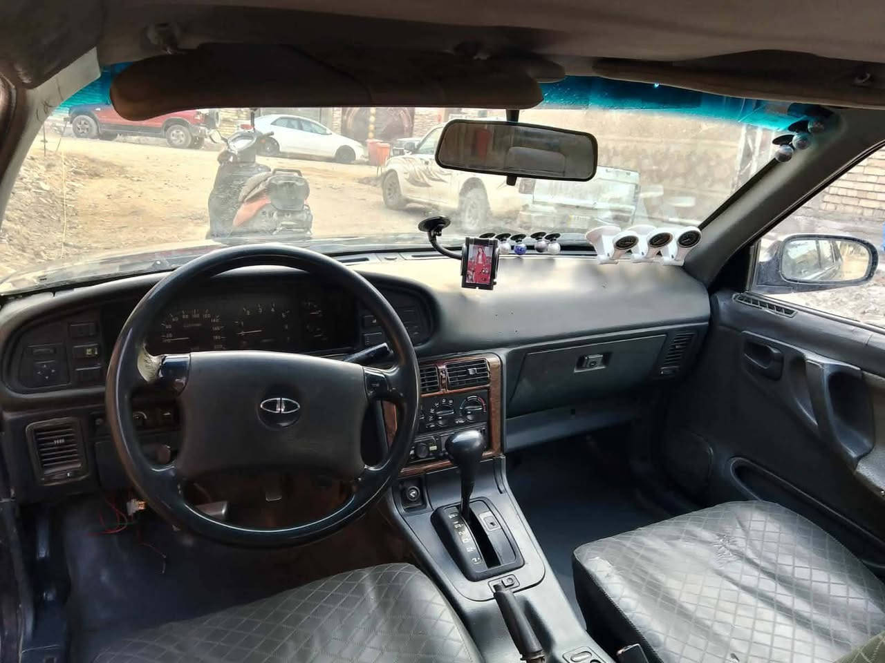 السلام عليكم سياره برنس موديل 94مكفوله و نضيفه مصبوغه عام السعر 34وبيها مجال مكاني الغزاليه مكلف بلنشرالشرايه يتصل على الرقم ،***********
