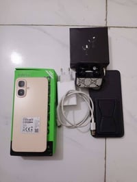 جهاز: infinx: smart10  ذاڪرة 128 جهاز نضيف 100/100  ممفتوح ولا مبدل بي...