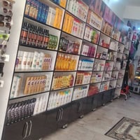 للبيع رفوف  خشب تركي نوع Hdf درجة اولى  عمق 30 عرض متر ارتفاع مترين و2...