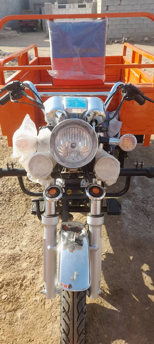 توته للبيع موديل 23 طالعه ب 26
***********
