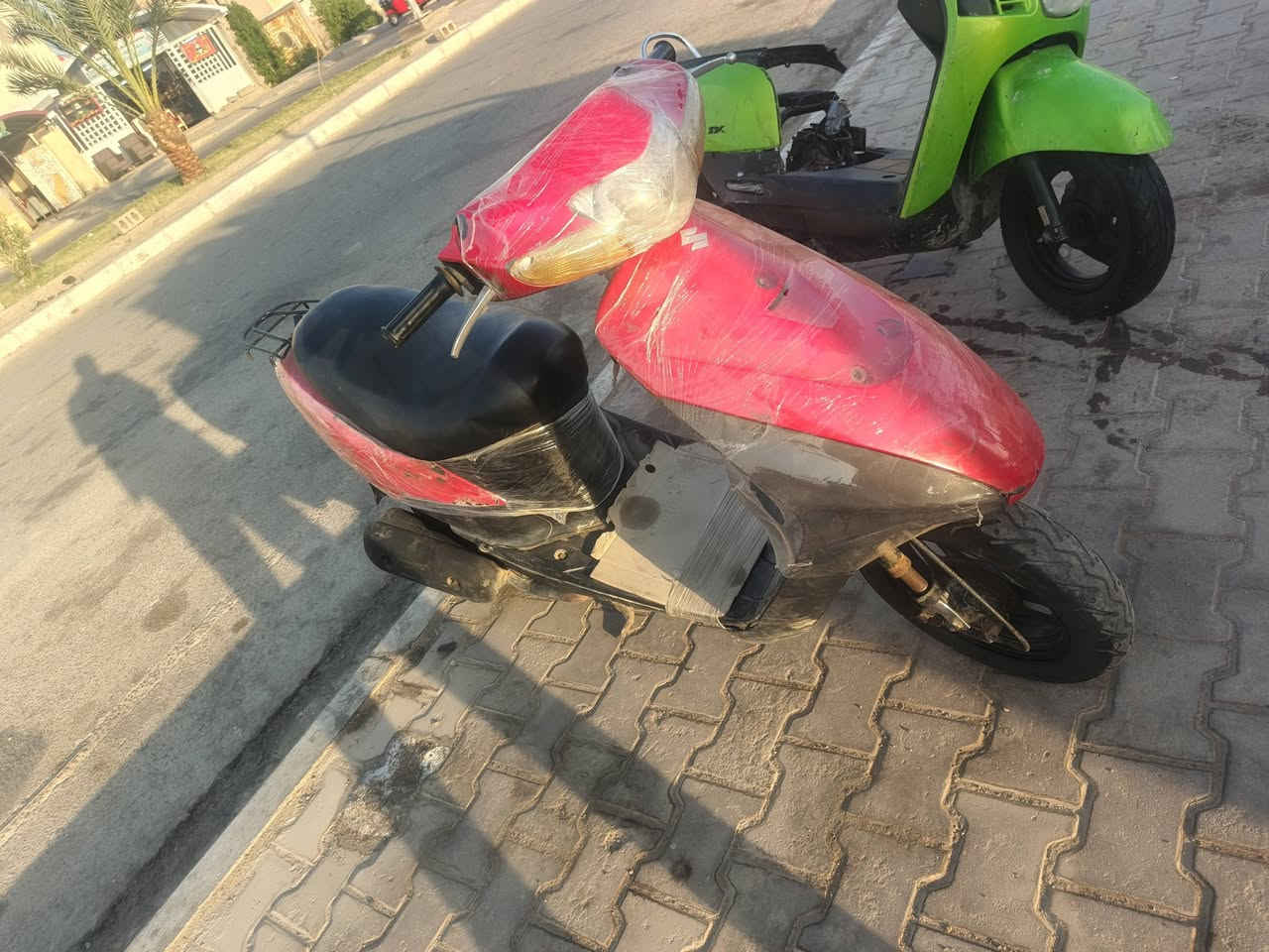 سوزوكي للبيع رياضي مكينه كهربائيات كلها شغاله ماكينه ناعمه حلوه مفتوحه مره واحده اوراق سعرها 225
***********
