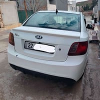 كيا ريو موديل ٢٠١١ رقم اربيل جديد محرك ١٦ نضيف. كامرة وشاشة. بيها بابي...