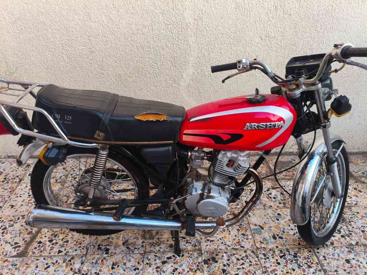 سلام عليكم دراجه ارشا امتياز موديل 20 اوراق ضايعه مكينه مجفته قبل شهرين دراجه نقصه تاير امامي وجوزة وصفاحيات سعره 225 
عنوان كربلاء حي الصحففين 
***********
