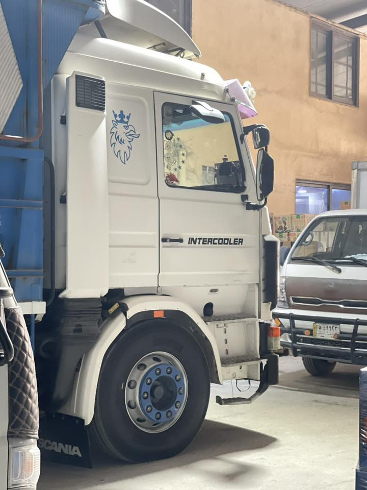 السلام عليكم سكانيا مشلح مديل 95 قماره عاليه مكينه 143/06 كير 5/5 مجموعه سكانيه بلاديه جوبلس تايرات خير من الله وبيهن نص عمر بدي حدادي تفصال الجرف مكينه بيها بخار كلش قليل بدون اي تنقيص داخلها على وضع الابلاد شاصي لا مبطن ولا مطوله والسياره احله من الصوره رقم بصرة مشروع وطني بسمي لل الاستفسار الاتصال على الرقم
***********
