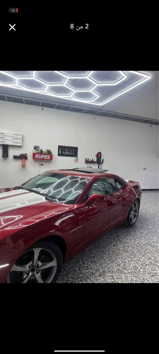 سلام عليكم 
كمارو 2014 خليجي محدثه دعاميات 2018
فول مواصفات 
شاشة تاب اصلية 
فتحت سقف 
دادشوب بلجامه الامامية 
كيجات اربعة 
تشغيل عن بعد 
وبعد بيها مواصفات 
السياره خليجيه صارت بيها دحجه بالباب العبري

 وانصبغ على كده تقريباً شبرين الصبغ

ماشية 115 كيلو متر 
نقصها حدادية خلفية تعبانة 50
سعرها 110 وبيها مجال قليل 

للتصال ***********
*********** وتساب
مكاني ابو الخصيب مهيجران البصرة, العراق
