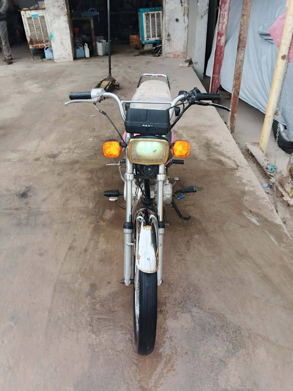 سلام عليكم ورحمه الله وبركاته دراجه تايكر البيع موديل 2021 وراق ضايعه المكان شهربان السعر خاص او انتصال علا رقم ***********
