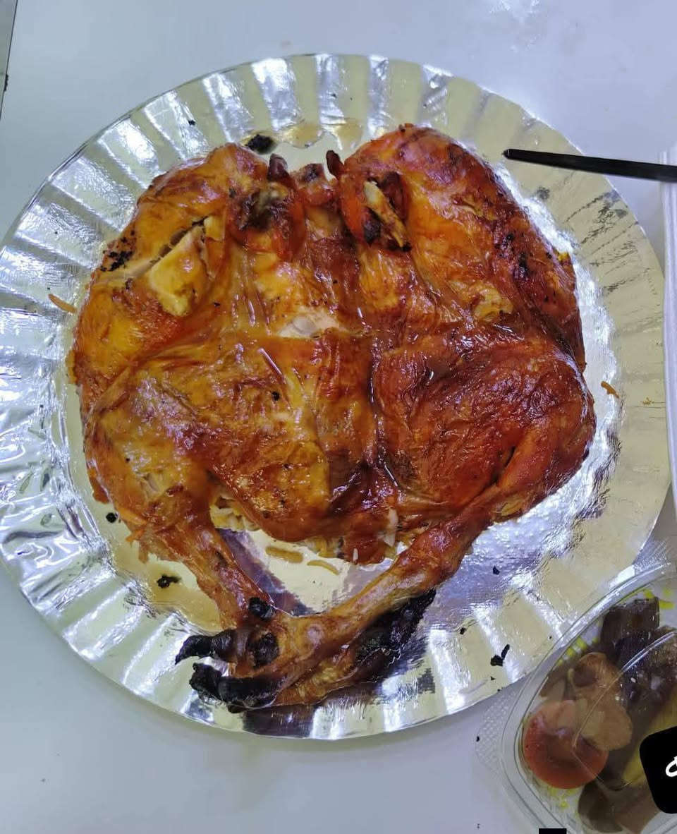 الحجز واتساب ***********
دجاج شوي ذبح ب9
