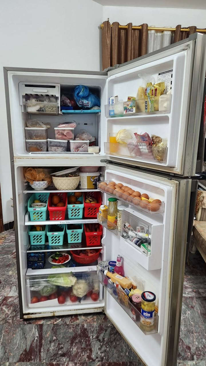 مجمدات و ثلاجة للبيع
كربلاء حي الاطباء ***********
