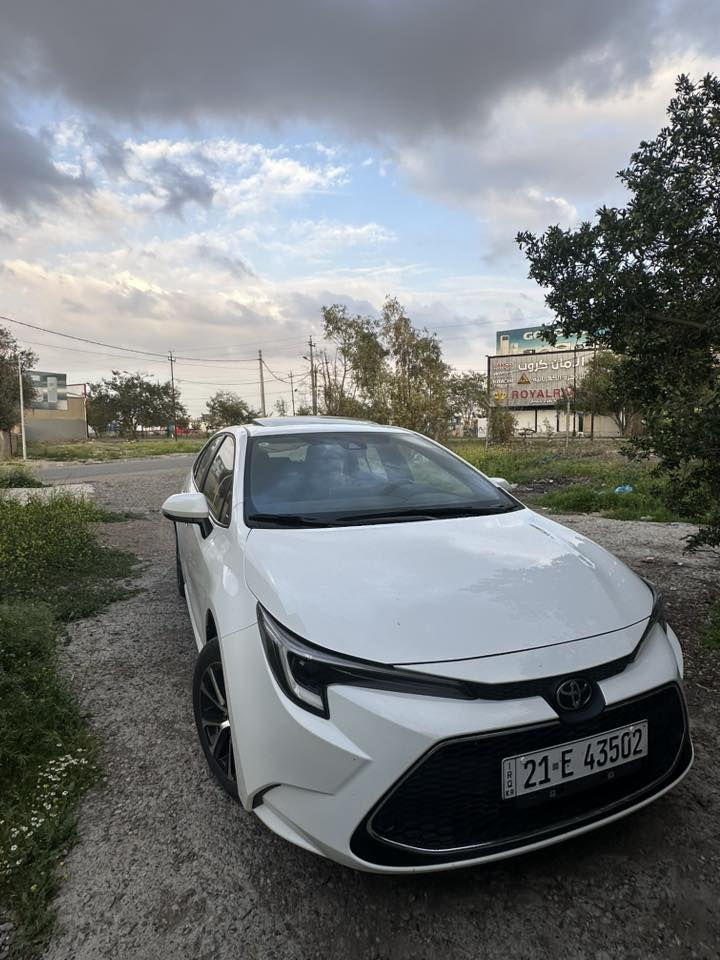 سلام عليكم تيوتا كورلا ليڤان موديل 2023 ماشية 22 الف كيلو وقابل للزيادة سيارة مكفولة كفالة عامة من ضربه وصبغ ورصعة محرك 4 سلندر توربو باقي تفاصيل رقم صاحب سيارة ***********
