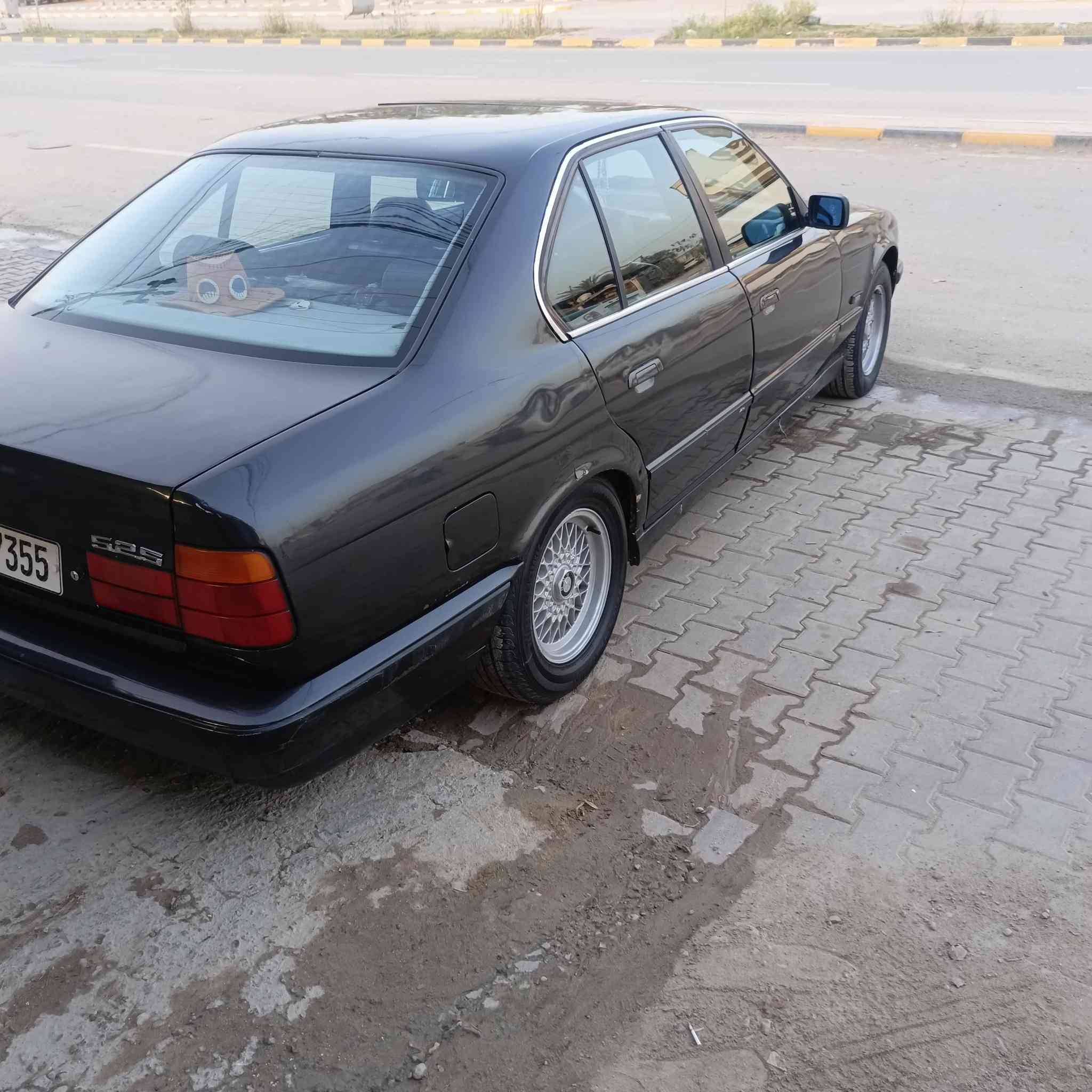 بي ام 5250
اوتو ماتيك مسكر 
موديل 1990
تبريد حداديه جديد 
مصبوغه عام جماليه 
كير جديد ستوني شاده 
مكينه سته سلندر 
رقم بغداد بااسمي 
مكينه بيهه تنقيص قليل 
مكاني نجف 
للاستفسار ‏‪***********‬‏
سعره 55 وبيهه مجال
