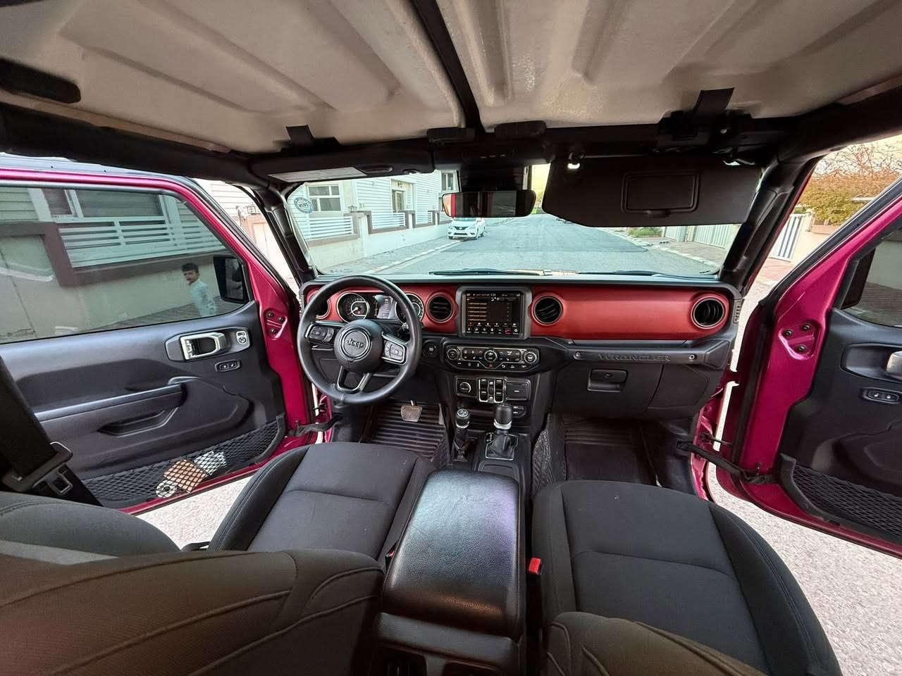 سلام عليكم ( للبيع فقط )
جيب رانگلر ٢٠٢٢ ويلز 
سعره ( 288 ) ورقه
للاستفسار ***********
السيارة وارد امريكي بيهة جاملغ خلفي فقط والباقي مكفول حادث 
1C4HJXDG5NW113740
خفيف جدا
السيارة لون مميز 
محرك ٦ سلندر🇺🇸🇺🇸
مواصفات ويلز 
شاشة جبيرة 
كاميرا 
گيج الكتروني
كشنات هيتر 
استيرن هيتر 
نظامAUX
حساس خلفي 
رادار جانبي 
رادار امامي
فور ويل اوتو
بصمة 
تشغيل عن بعد 
بصمة ابواب 
جامات كارباء
قفل مركزي
تحديد سرعة 
اطفاء ذاتي
دمام خلفيALPINE
تبريد قطعتين 
لايتات ليد 
بگلايت ليد 
دوسات شركة OEDRO
40 ميل ماشي  
تخم تاير جبلي جديد شادله
السيارة كلش حلوو و لون مميز
بدون اي عطل جاهز كير مكينه كله مكفول 
السيارة رقم سليمانية جديد 
سنويه جديد لحد 2029
هزه جديد 
مكان سياره ديالى خانقين
