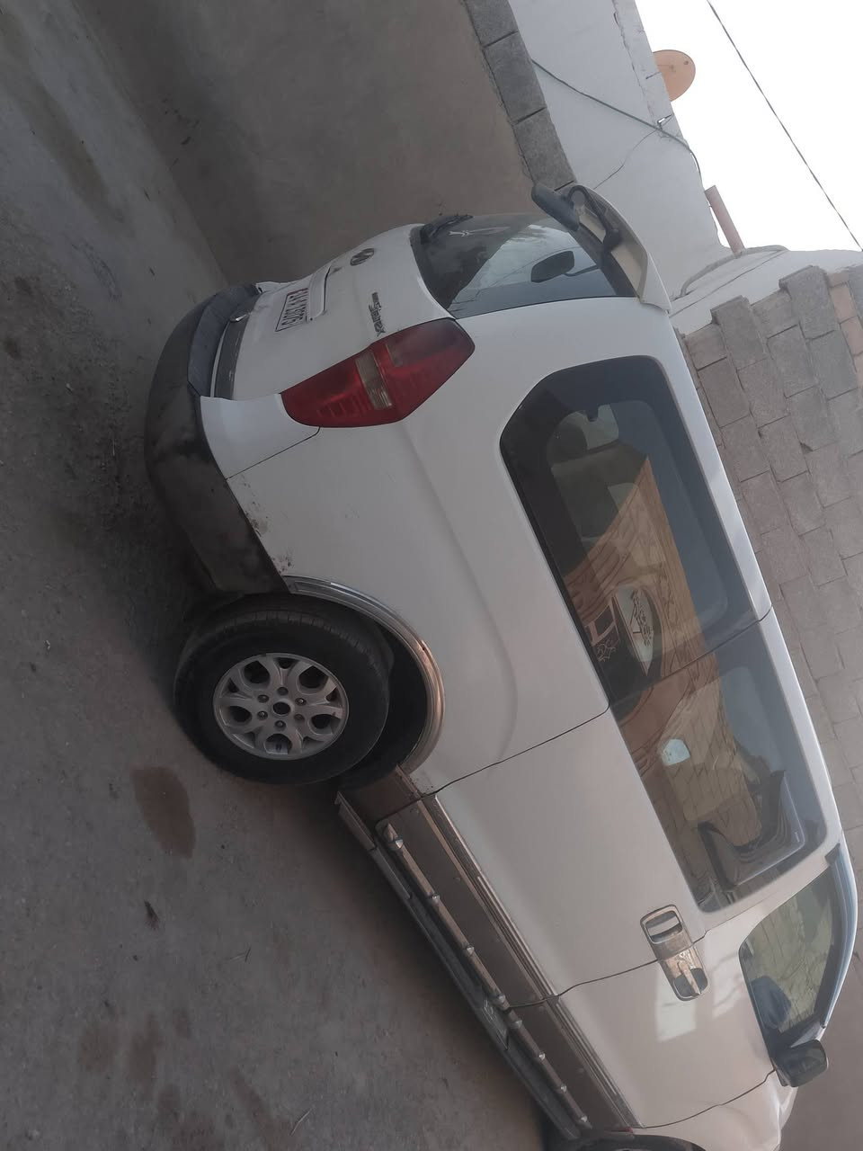 استاركس 2010.
مسكر.  سبلاين 7.  كير اوتماتيك 
حداديه جديده 
تبريد منضومه جديده 
تخم تاير 

***********
الشطره
السعر 115
قاعدة الدبل مبدله
