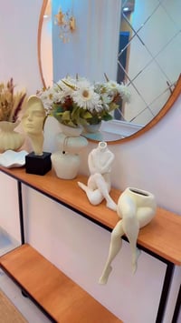 قطعة ديكور • للبيع