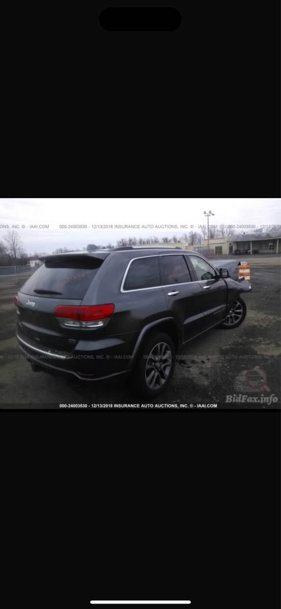 جيب أوفر لاند  Jeep Overland
الموديل 2017
رقم السيارة | كربلاء ومكانة كربلاء 🔹
 📍 (((بيع او مراوس)))
المسافة المقطوعة (((70)))الف

⚠️ حادثها البجم كامل وبابين مبدلات بدون صبغ 

المواصفات 🔰

‏‎محرك 6 سلندر 3600 صالنصه عدد اثنين

‏‎فتحة بانوراما.

‏‎كشنات جلد بشعار اوفرلاند مع تدفئة وتبريد.

‏‎كشنات خلفية مع تدفئة.

‏‎كشنات أمامية بتحكم كهربائي وذاكرة.

‏‎ستيرن تدفئة وكهربائي مع شفتات.

‏‎دشبول خياطة بلادي أصلي.

‏‎جكات.

‏‎أربع وضعيات للقيادة.

‏‎نظام صرف الوقود (إيكو).

‏‎مرآة جانبية عند الرجوع للخلف مع هيتر.

‏‎لايتات لد أمامي وخلفي مع منظومة زينون بلادي.

‏‎كاميرا خلفية وحساسات أمامية وخلفية.

‏‎شاشة كبيرة.

‏‎صندوك كهربائي.

‏‎تشغيل عن بعد.

‏‎هوكات أمامي وخلفي.
سعرة بلاش 180 وافتر السوك وشوف الأسعار  
‏‎غرفة بلون أسود.
*********** ))بي واتساب كربلاء, العراق
