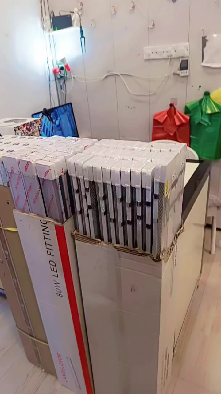 اللهم صلِّ على محمدٍ وآلِ محمد
ركز زين
كميه شمعات
الشمعه 80واط سعر القطعه 2,500
الشمعه 100واط سعر القطعه 3,500
الشمعه الضبابيه متصل منفصل جوكر وحش كلش قويه سعره القطعه
4000
للتواصل واتساب 
***********
العنوان بابل الاسكندريه منطقة الجفجافه قرب صيدليه سلام القديمه قرب السيطره 
#معرض_الماس 
 @إشارة
