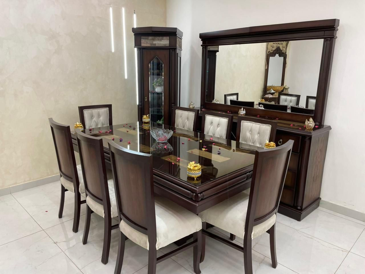 جدد أناقة بيتك بغرفة سفرة راقية ✨
للباحثين عن الفخامة والرقي 👌
غرف سفرة بتصميم عصري ولمسة فنية ✨
ألوان أنيقة تناسب جميع الديكورات 🎨
جودة عالية وتشطيب فاخر 💎
مقاعد مريحة وطاولة فخمة تضيف لمسة فخامة على المكان 🍽️
جاهزة لتكون نجمة جلساتك مع العائلة والضيوف ❤️
📍 التوصيل متاح لجميع المحافظات
💬 تواصل معنا الآن للمزيد من التفاصيل والعروض 🔥
#غرف_سفرة #سفرة_طعام #اثاث_راقي #ديكور_منزلي #اثاث_منزلي #غرف_سفرة_حديثة #تصميم_داخلي #اثاث_عصري #اثاث_مميز #غرف_طعام #اثاث_فخم #ديكور_عصري #غرف_جلوس #اثاث_بيتي #عروض_اثاث #غرف_سفرة_فخمة


**إذا كنت صاحب هذا الإعلان وتريد حذفه لأي سبب، رجاءا أرسل رسالة إلى الدعم الفني**