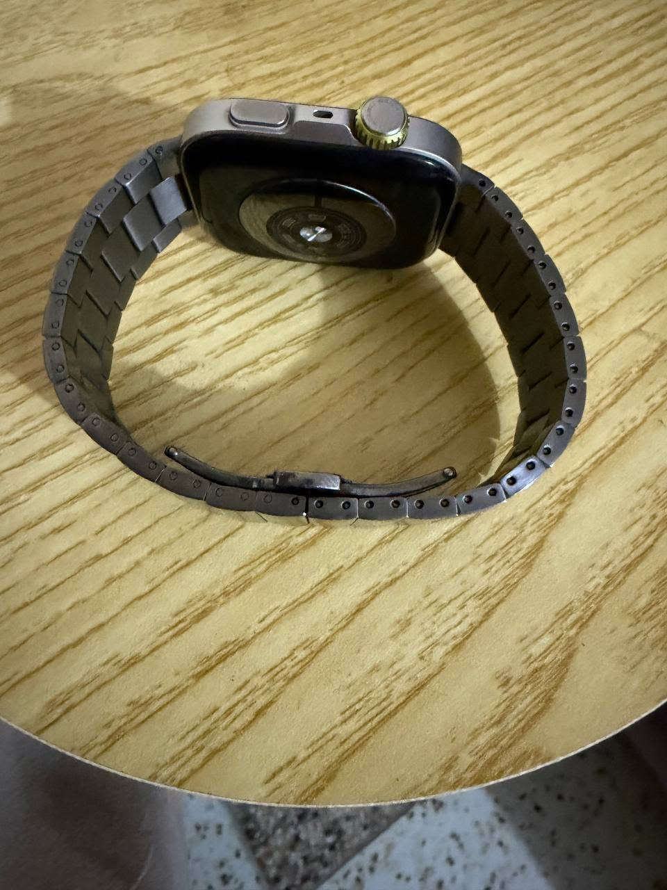 تتميز ساعة HUAWEI WATCH FIT 4 Pro بتصميمها الأنيق والخفيف، حيث تأتي بشاشة AMOLED منحنية مقاس 1.82 بوصة، وهيكل متين من التيتانيوم والألومنيوم مزود بزجاج ياقوتي مقاوم للخدوش. توفر الساعة بطارية تدوم حتى 10 أيام، وتدعم تقنية الدفع الذكي (NFC)، ومقاومة الماء حتى عمق 40 متراً
السعر 200 
مع سير عدد 3 
العنوان البصرة


**إذا كنت صاحب هذا الإعلان وتريد حذفه لأي سبب، رجاءا أرسل رسالة إلى الدعم الفني**