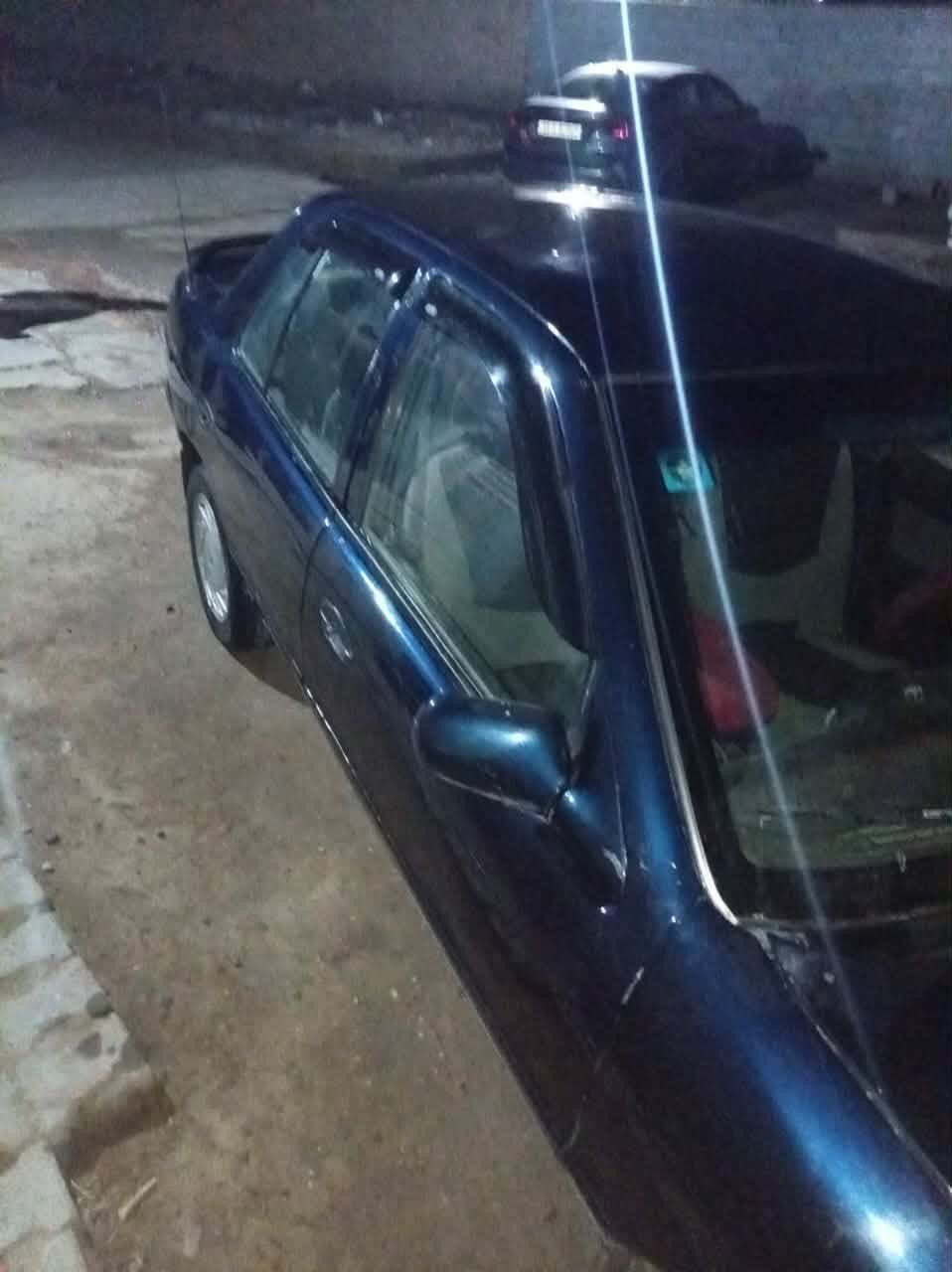 سيفيا موديل 94 نضيفه
مكينه كير كفاله صدر يخبل
سنويه لحد 30 رقم بغداد 
مكاني ابو غريب 
ب32 سعرهه 
***********
