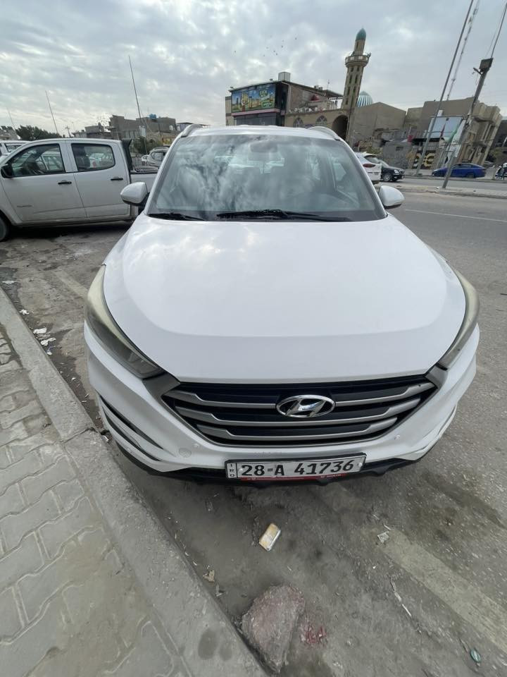 توكسان موديل 2017 للبيع رقم نجف بسمي السياره بيهه صبغات تبريد تدفه حداديه كلهه جاهزه مكاني نجف للاستفسار ***********
