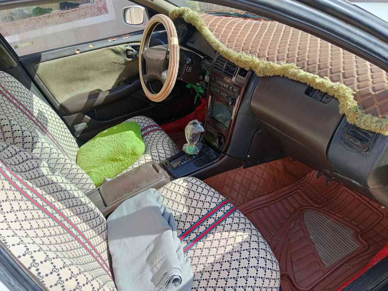 السلام عليكم
سياره للبيع كرسته 1993 

مكفوله كص ونقل جثه واصوليات 

تبريد شغال سياره جاهزه 

تحويل مباشر رقم بغداد 

عنوان كفل غير متواجد ع الفيس 

مكلف بنشر
***********

***********
