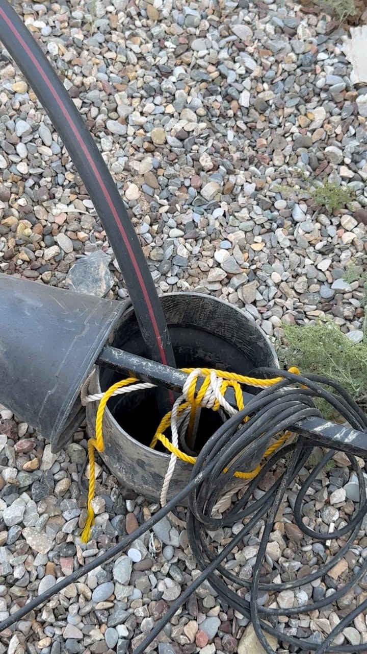 دونم للبيع برغه  على الطريق الواصل بين برغة وكنعان. سند ٢٥  السعر ٩٥  بيها اساس بيت  رباط مسلح حديد السياج ارتفاعه ١٣  ساف  بلوك كله دنك ورباطه حديد مزروعة ٢٥ فسيل ملون. و٥٥٠ م. ثيل درجة اولا  بيها بير عمق ١٨ م وواصلها مي اسالة وكهرباء  تانكي مي ٣٠٠٠ لتر.   وماطور. مي   مفروشة ١٨ لوري زميج يعني ارض  خصبة  لاي زراعة رجاءا الي مو شراي لا يتفاوض


**إذا كنت صاحب هذا الإعلان وتريد حذفه لأي سبب، رجاءا أرسل رسالة إلى الدعم الفني**