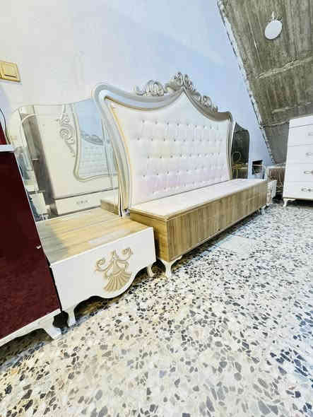 غرفه نوم تركي تخبل نضافه فول نضام سلايت تخبل نضيفه كلش 9قطع السعر575 عنواني النجف حي الميلاد شارع المزرعه سيد علي***********
