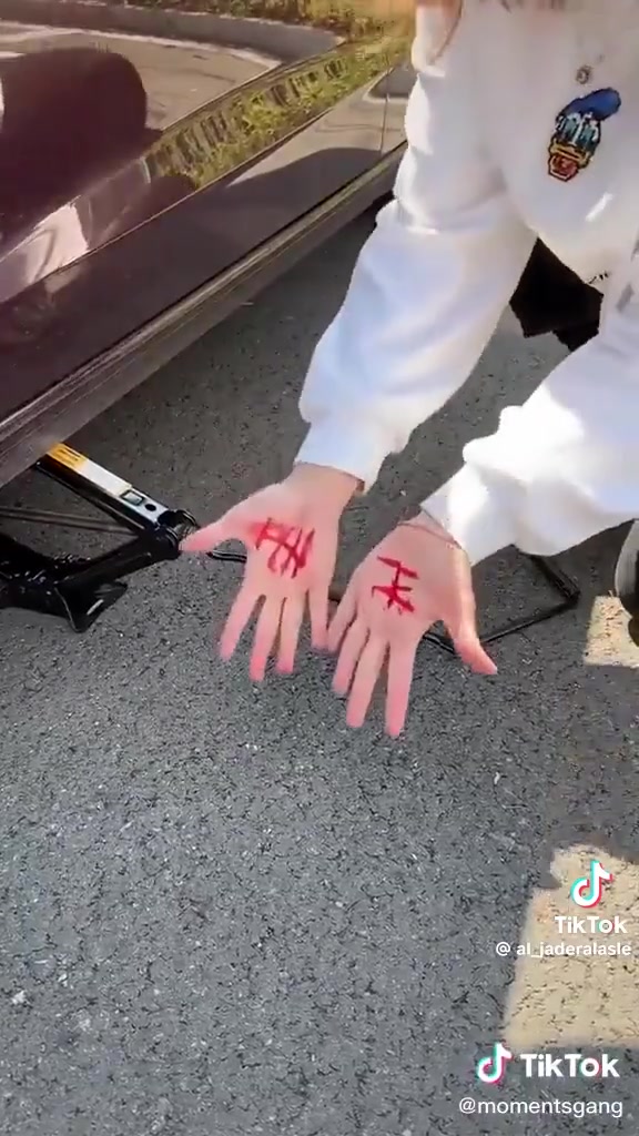 لاصحاب السيارات ، الستوتات و التكتك  😍 🚗🚕🛻🚙🚘 
وصلت يدة راجز جك سيارة النوعية الاصلية ... تسهل عملية رفع السيارة او الستوتة بدون جهد وتعب وتختصر وقت كثير .. توفرت الان في مجمع تخفيضات اوروك  .. كما عودناكم على كل شي جديد ومتميز 🥰 .. 
زورنا في موقعنا الكائن في منطقة ال كاظم قراغول على الشارع العام


**إذا كنت صاحب هذا الإعلان وتريد حذفه لأي سبب، رجاءا أرسل رسالة إلى الدعم الفني**