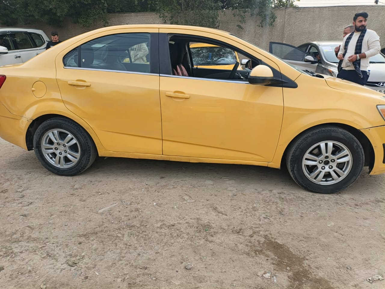 سياره شوفر امريكا سونك موديل 2013 بغداد الكرخ السعر ٥٠بيها مجال ***********
