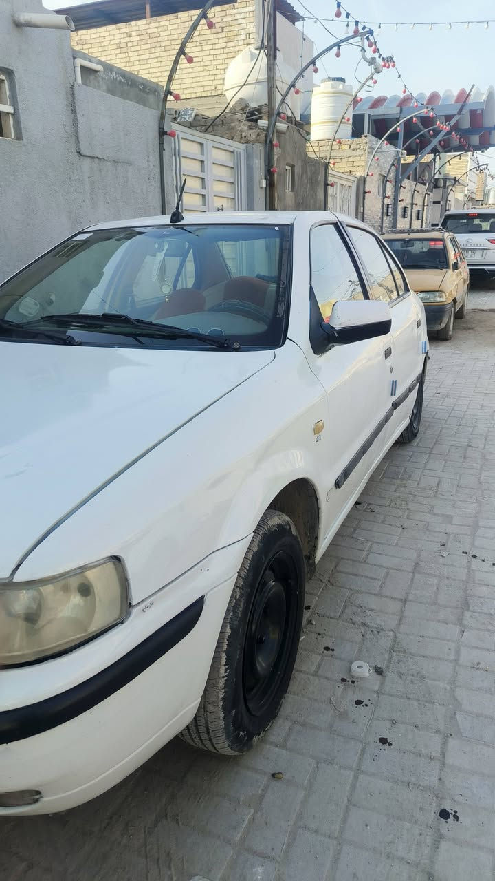 سمند للبيع
مكينه  بيه كازكت 
كير حداديه
 تخم تاير باتري 
راديتر جديد 
للستفسار نتصل او مراسله على واتساب 
***********
