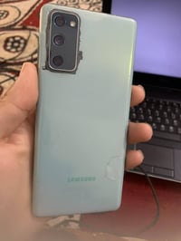 سامسونج S20 FE • ١٢٨ • زجاج مكسور