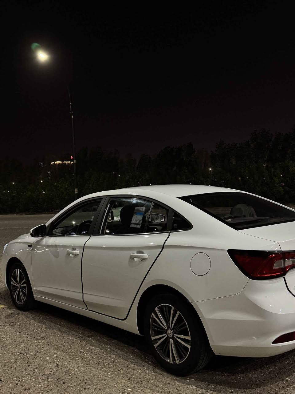 MG5 2024 🔥
السلام عليكم ام جي فايف مديل 24 
ايل ايدي لد نهاري ليلي 
لايتات زنون 
نيكل دعامية ومسطرات نيكل بالدعامية
رقم بصرة انكليزي حرة تحويل ثاني يوم 
محرك 1500 تيربو 
4 سلندر 
ويلكب حجم 16
اشاير بالمري 
4 دسكات 
نظام ABS
حساس خلفي رجوع 
كامرة خليفة شاشة بلاد 
كار بلي و اندرويد اوتو
مسطرة نيكل بالصندوق 
بك لايت ايل ايدي لد
السيارة بصمة 
الصندوق بصمة 
السيارة بدون حادث بس بيهه بارد بالجاملق مال عبري و كم ملاحظة بسيطة تجي تشوفه وبيك خير وتدلل 
نظام ماطور لايت 
نظام سنتر لك 
مراية كهرباء 
ايرباكات 2 
ماشية ٦٢ الف 
كير اوتو
تحكم ستيرن جهتين 
سنوية تنتهي ب 29
تبريد و تدفئة فول 
مثبت سرعة كروس 
مانع انزلاق
نضام ايكو
السيارة اقتصادية بالبنزين 
كير و مكينه وتبريد مكفولات
مكان السيارة البصرة القبلة حي المهندسين السعر 120ومجال قليل للشراي 
أتصل وبيك خير وتدلل *********** Singapore
