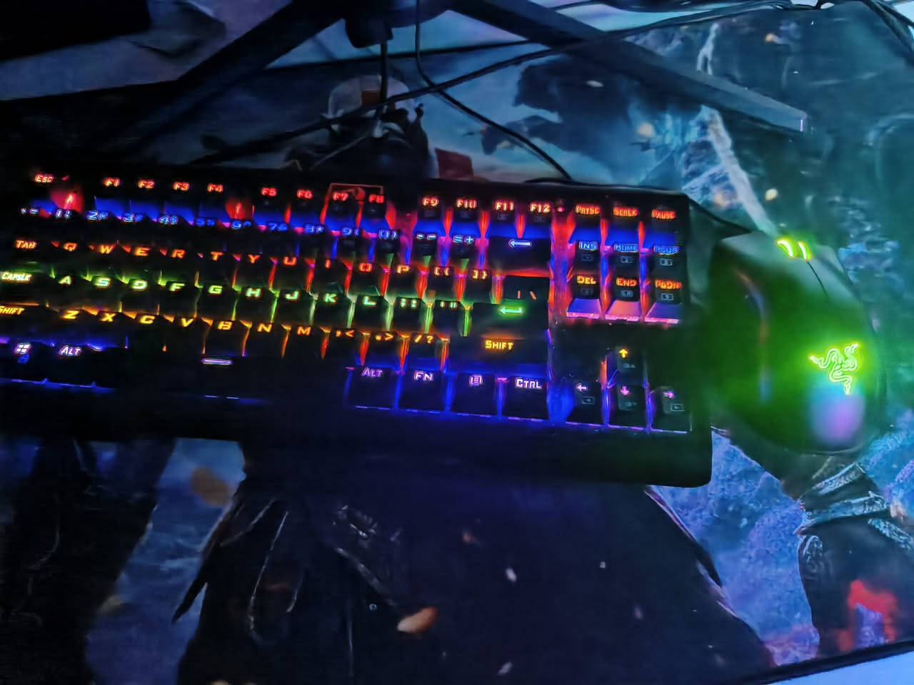 السلام عليكم غراض للبيع
شبابنا الطيبة عندي غراض أبيع مفرد وابيع شلعة باللي تريدونه والغراض مستعملة واستعمالها بسيط وخفيف بس الماوس والكيبورد لا قديمات عندي حتى أكون واضح وياكم وما أريد اغش أحد ونگول على بركة الله 
. 
سماعة كلاود ٢ استعمال شهرين نظيفة حيل وياها مخدات احتياط ب ٥٥ ألف وبيها مجال بسيط 
. 
مايك fifine k651 نوع ديناميكي صوته كلش صافي ينربط بال USB سعره بالموقع ب ٧٠ دولار بس صراحة ما اعرف بسعره هسة ف حط سعر وبالعافية عليك وأبيع لأعلى سعر 
. 
ماوس ريزر deathadder أصلي ينربط عالتطبيق ماخذه ب ٤٥ ألف ب ١٠ قفل 
. 
كيبورد ريد دراگون ب٢٠ قفل وطبعا اللي ياخذ الماوس و الكيبورد سوا اتساهل ويا بالسعر 
. 
الشراي يتواصل وياي عالخاص أو عالواتس وهذا رقمي *********** واللي يريد يتصل على هذا الرقم *********** ومكاني بغداد حي الجامعة وما عندي توصيل تجي للبيت تفحص براحتك يلا تشتري وكل الهلا وشكراً جزيلاً 
. 
وأحلى تحية للأدمنية 🖤🌱
