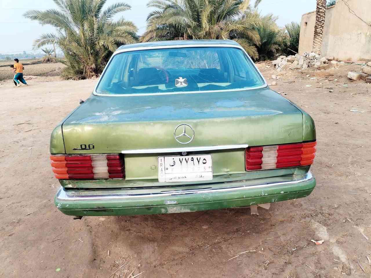 سلام عليكم مارسدس مديل ٨٤ محرك ثنين ونص السعر 22 مكاني ديوانية هذا رقمي ***********
