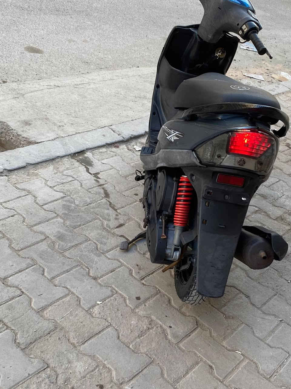 السلام عليكم
ماكس عدله للبيع مكفوله كفاله عامه الدراجه خير من الله اي نقص مابيها برغي ممفتوح بيها جيب فيتر وافحص الدراجه منزلها رمبه ع ايدي وخالها مال شغل فقط 
السعر 850 وبيها مجال بسيط
رقم الهاتف 
*********** واتساب 
بغداد مدينه الصدر
