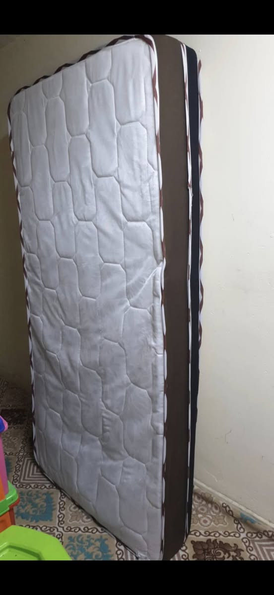 دوشك نفر طبي الاصلي طبقتين ضغط عالي مينزل استعمال قليل 
السعر٤٥


**إذا كنت صاحب هذا الإعلان وتريد حذفه لأي سبب، رجاءا أرسل رسالة إلى الدعم الفني**