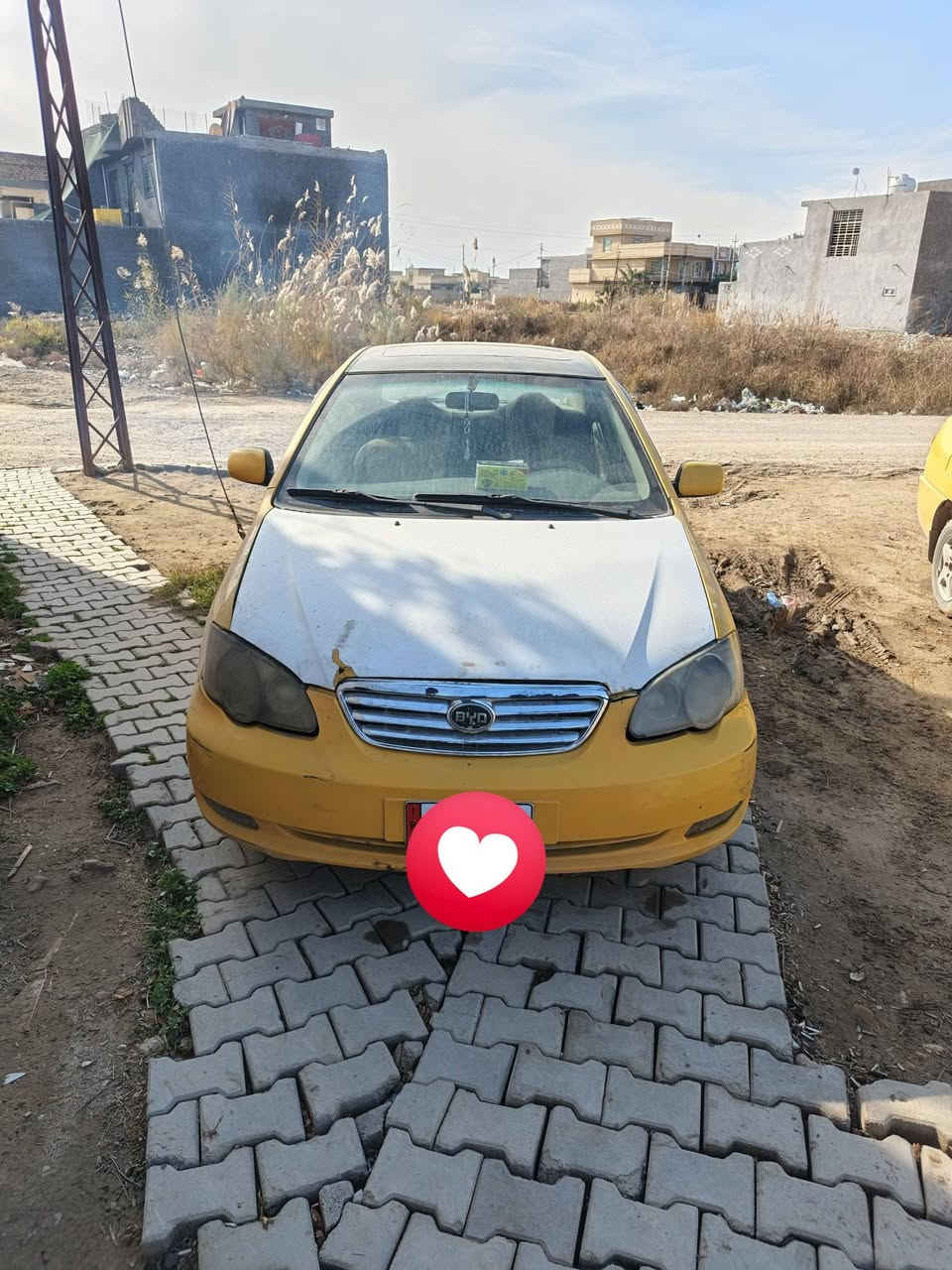 بي وايدي f3 موديل 11 رقم بغداد الدولي  سيارة نضيفة  مكينة لانسر كير خير من الله تبريد شغال بس تدفة اني لاغيها سيارة ما غاسلها لان عرض مال ستعجال والله تجي تشوفها كلش حلوه بي كم قطعة خياس (سيارة ابيعها مكينة كايمة) عارضها ب42 مكانها بغداد الحسينية للستفسار ***********
