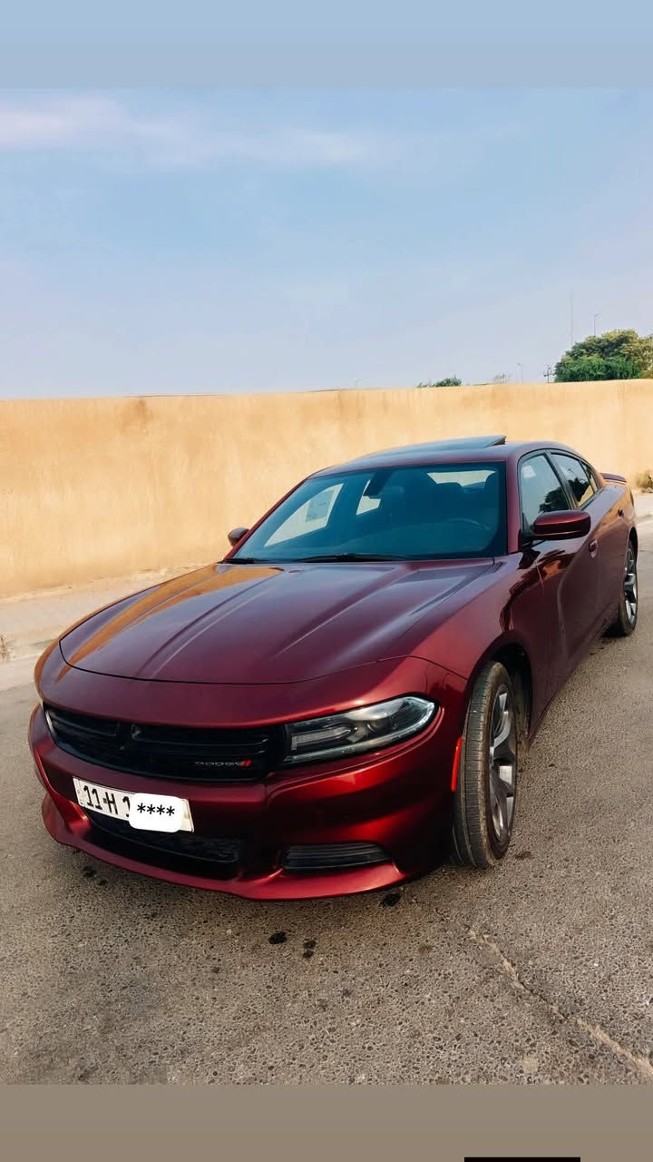 جارجر sxt 2019
سياره كلين محرك ٣٦٠٠ لون كرزي فتحة سقف تشغيل عن بعد كامره حساسات رقم بغداد وبعد بيه اهواي مواصفات بيه بارد كد شبر بالجاملغ الخلفي 
***********
***********
